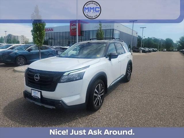 2025 Nissan Pathfinder Platinum 4WD for sale in Mankato, MN