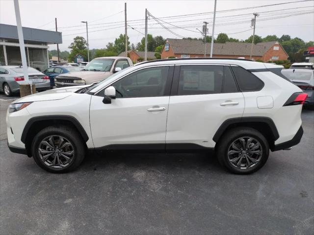 2022 Toyota RAV4 Hybrid XLE Premium