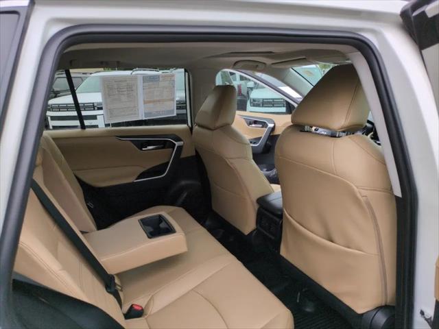 2022 Toyota RAV4 Hybrid XLE Premium