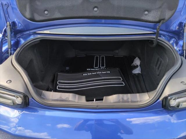2022 Chevrolet Camaro RWD Coupe 1LT