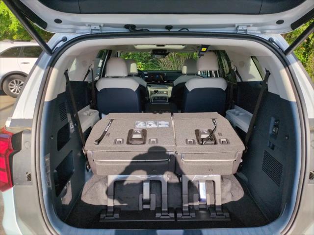 2026 Kia Carnival MPV SX