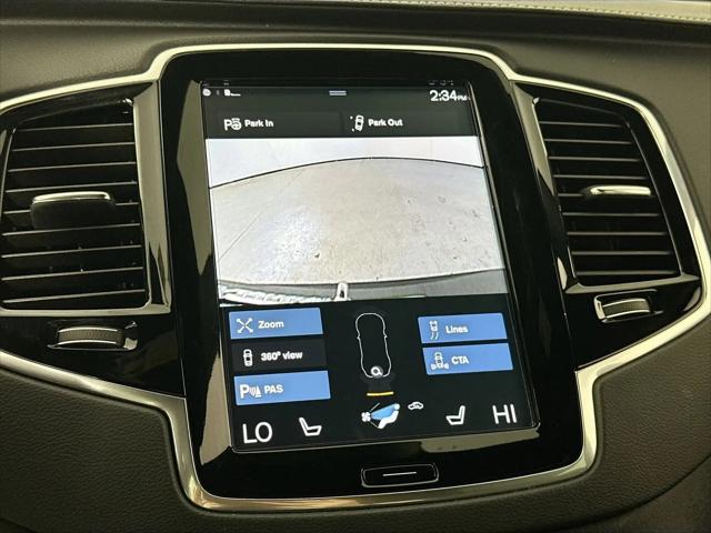 2022 Volvo XC90 Recharge T8 R-Design Extended Range 7P