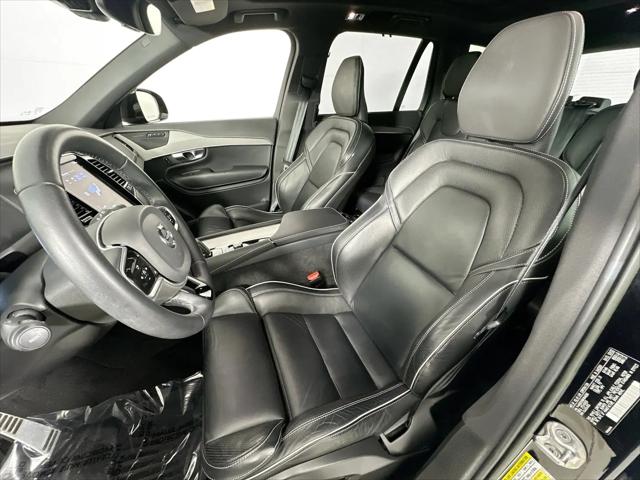 2022 Volvo XC90 Recharge T8 R-Design Extended Range 7P