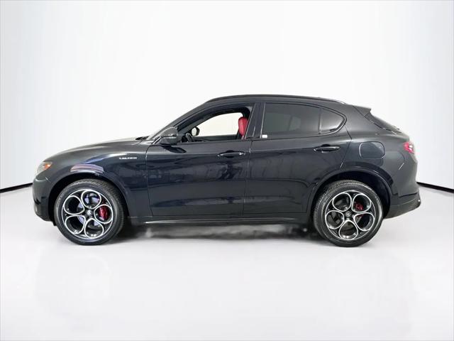 2025 Alfa Romeo Stelvio Sprint AWD