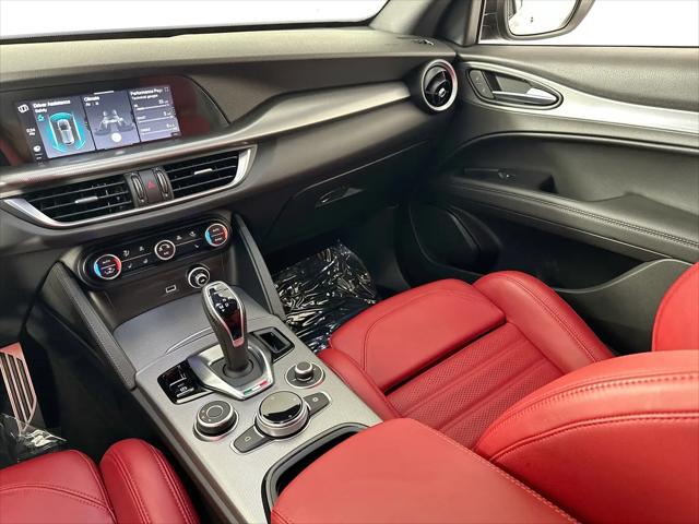 2025 Alfa Romeo Stelvio Sprint AWD