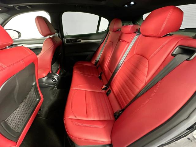 2025 Alfa Romeo Stelvio Sprint AWD