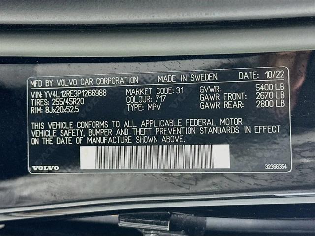 2023 Volvo XC60 B5 Plus Bright Theme
