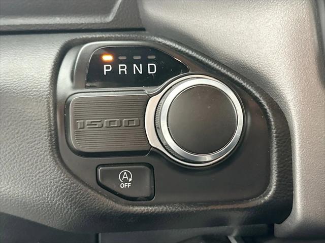 2023 Ram 1500 Big Horn Crew Cab 4x2 5'7" Box