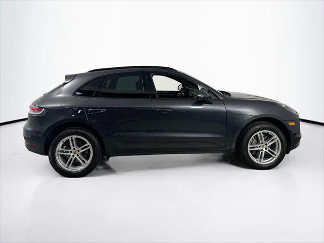 2021 Porsche Macan Macan