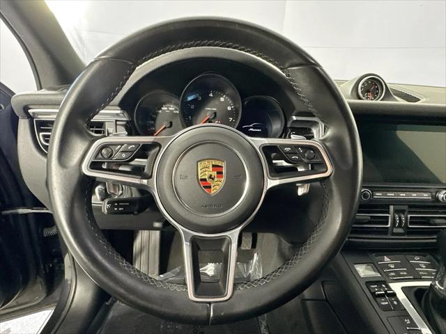 2021 Porsche Macan Macan