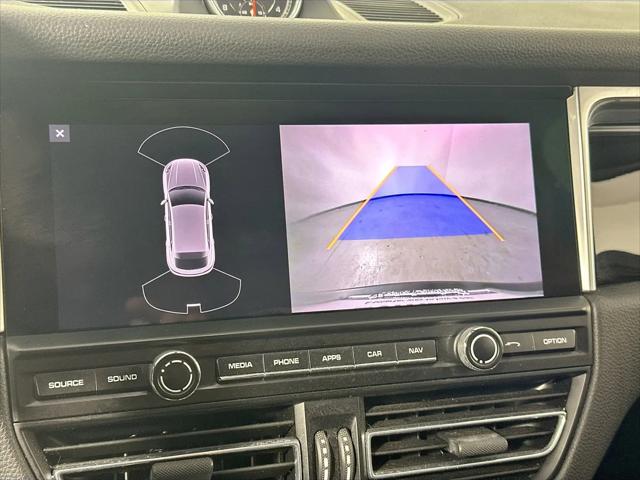 2021 Porsche Macan Macan
