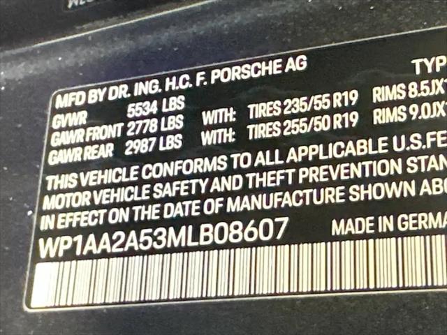 2021 Porsche Macan Macan