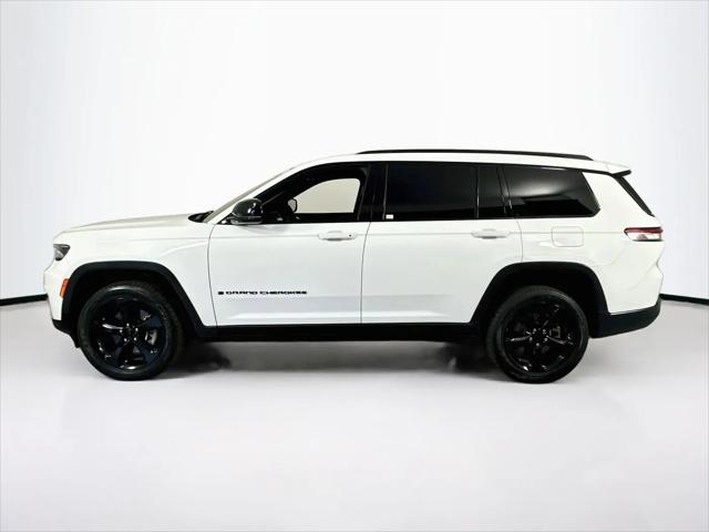2023 Jeep Grand Cherokee L Altitude 4x2