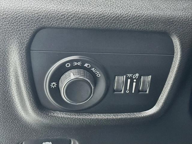 2023 Jeep Grand Cherokee L Altitude 4x2