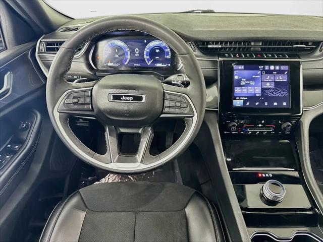 2023 Jeep Grand Cherokee L Altitude 4x2