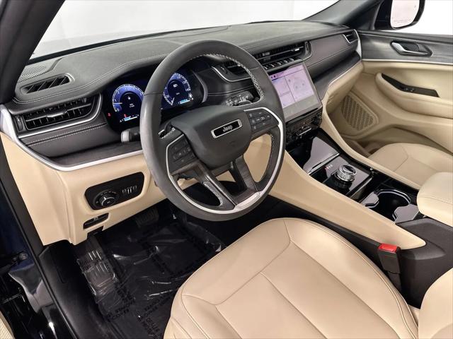 2023 Jeep Grand Cherokee Limited 4x2