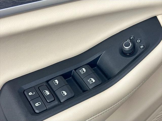 2023 Jeep Grand Cherokee Limited 4x2