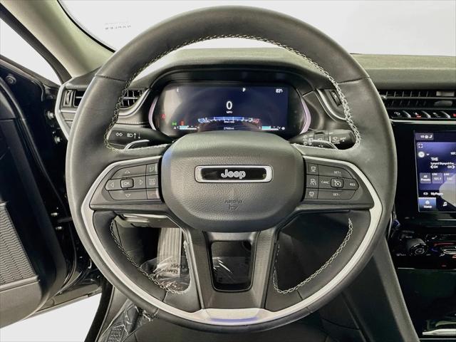 2023 Jeep Grand Cherokee L Laredo 4x2