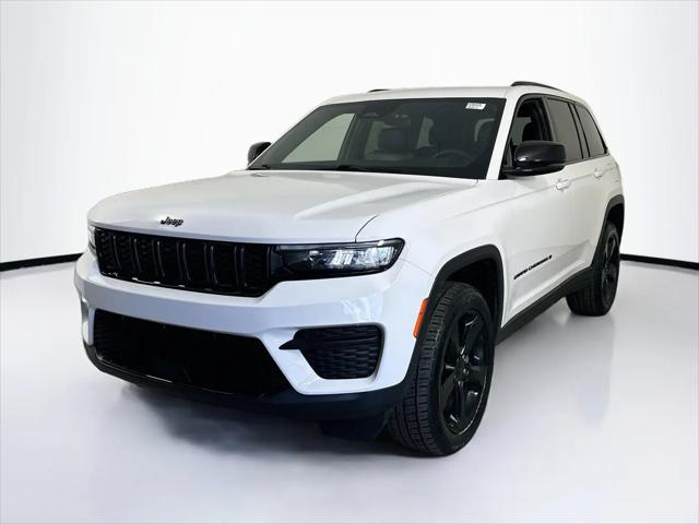 2023 Jeep Grand Cherokee Altitude 4x4 for sale in Palm Harbor, FL