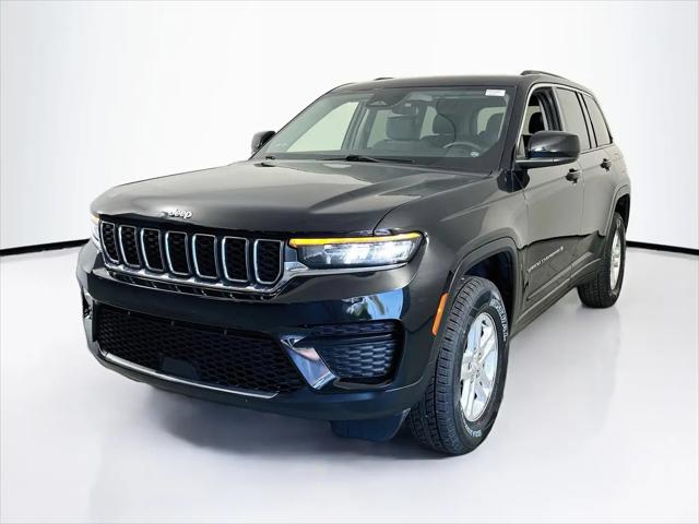 2023 Jeep Grand Cherokee Laredo 4x4 for sale in Palm Harbor, FL
