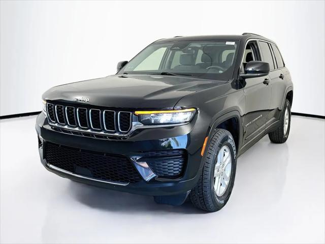 2023 Jeep Grand Cherokee Laredo 4x4 for sale in Palm Harbor, FL
