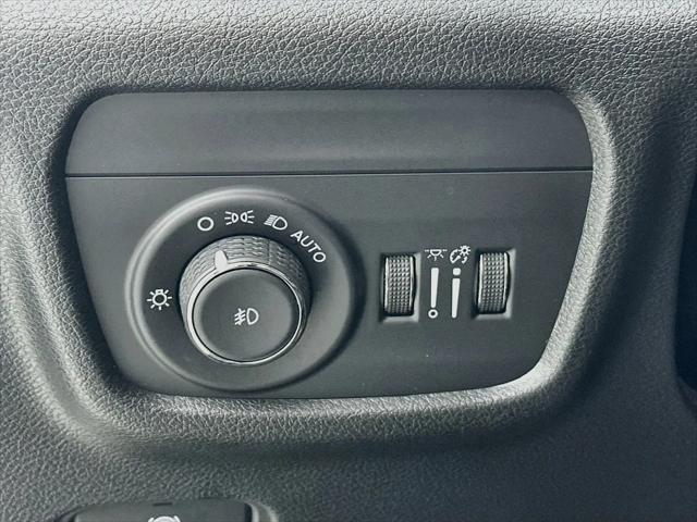 2023 Jeep Grand Cherokee Limited 4x2