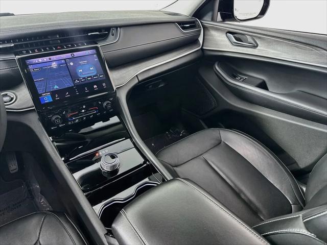2023 Jeep Grand Cherokee Limited 4x2