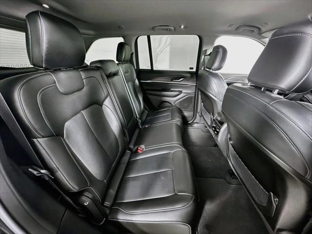 2023 Jeep Grand Cherokee Limited 4x2