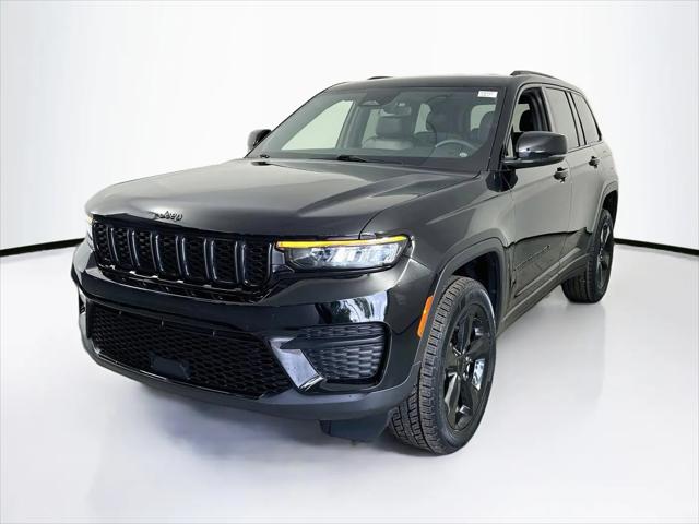 2023 Jeep Grand Cherokee Altitude 4x4 for sale in Palm Harbor, FL