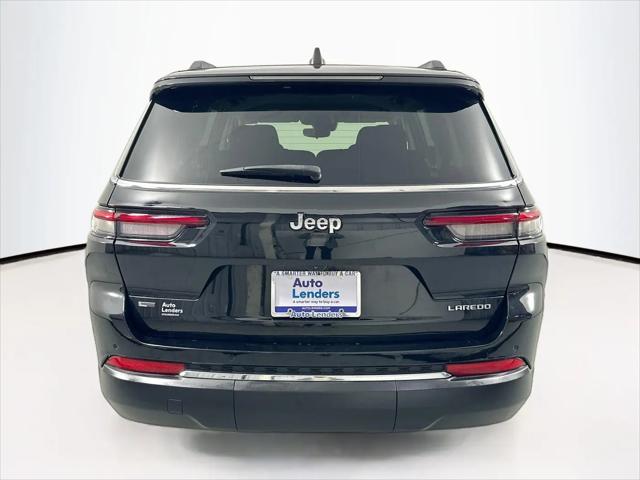 2023 Jeep Grand Cherokee L Laredo 4x2