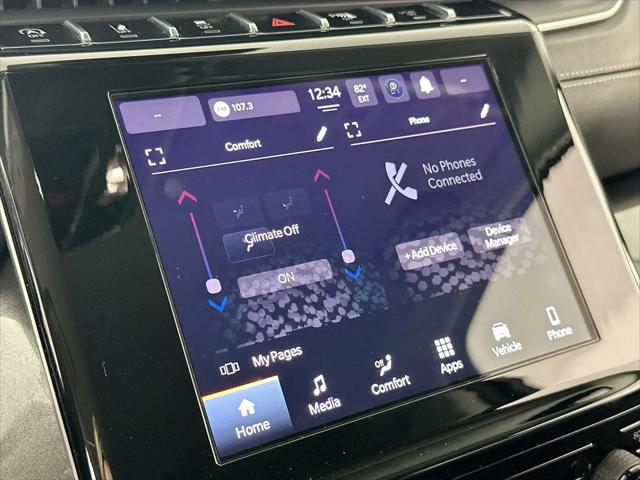 2023 Jeep Grand Cherokee L Laredo 4x2