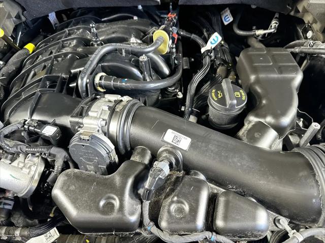 2023 Jeep Grand Cherokee L Laredo 4x2