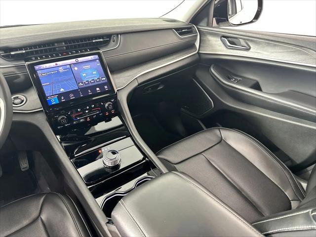 2023 Jeep Grand Cherokee L Limited 4x2