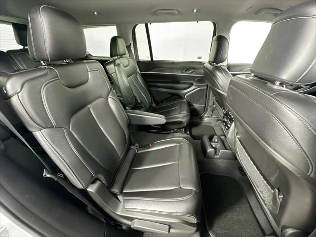 2023 Jeep Grand Cherokee L Limited 4x2