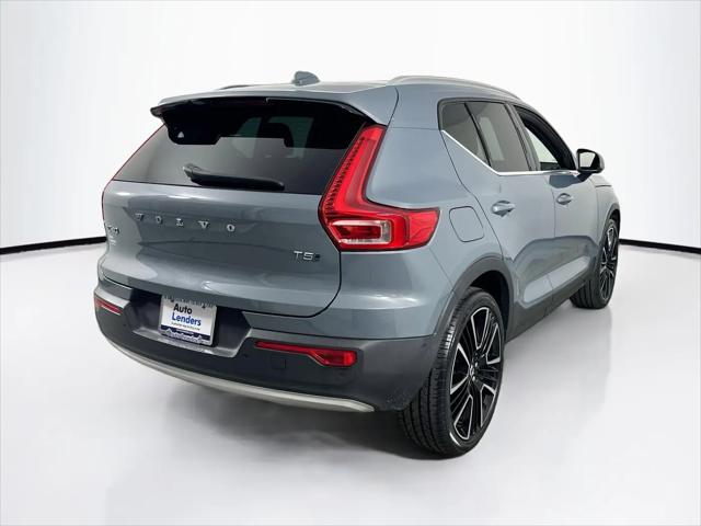 2022 Volvo XC40 T5 Inscription