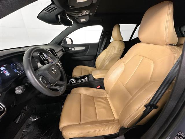 2022 Volvo XC40 T5 Inscription