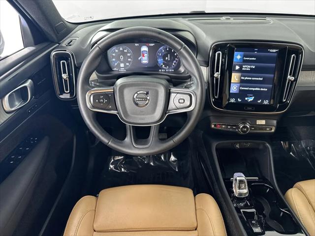 2022 Volvo XC40 T5 Inscription