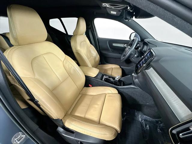 2022 Volvo XC40 T5 Inscription