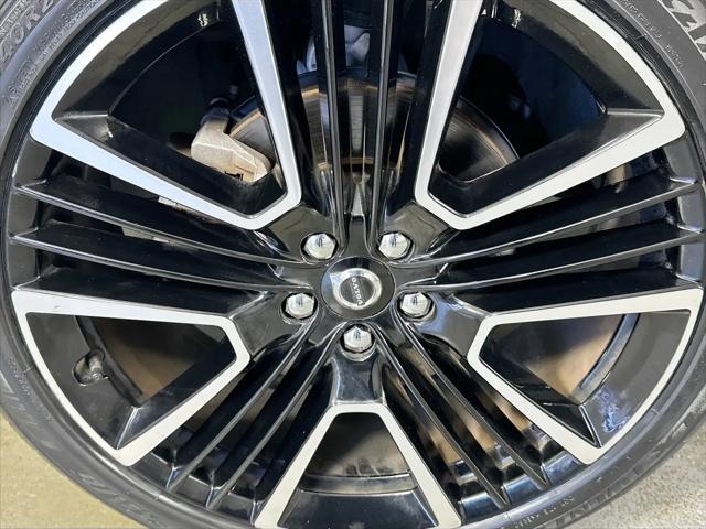 2022 Volvo XC40 T5 Inscription