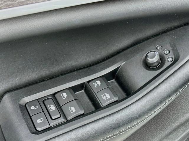 2023 Jeep Grand Cherokee Limited 4x2