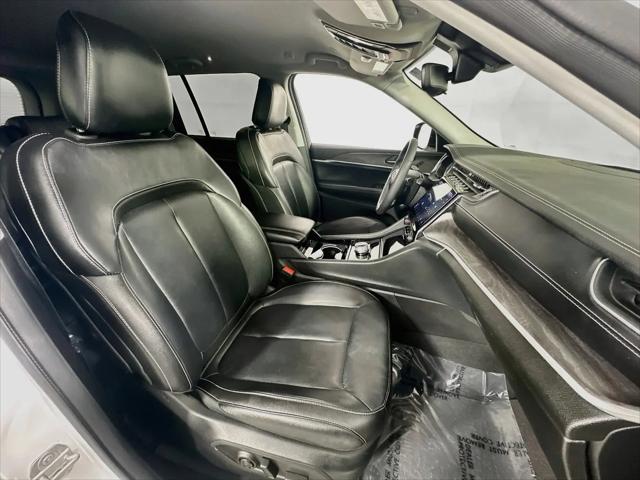 2023 Jeep Grand Cherokee Limited 4x2
