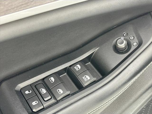 2023 Jeep Grand Cherokee Limited 4x2
