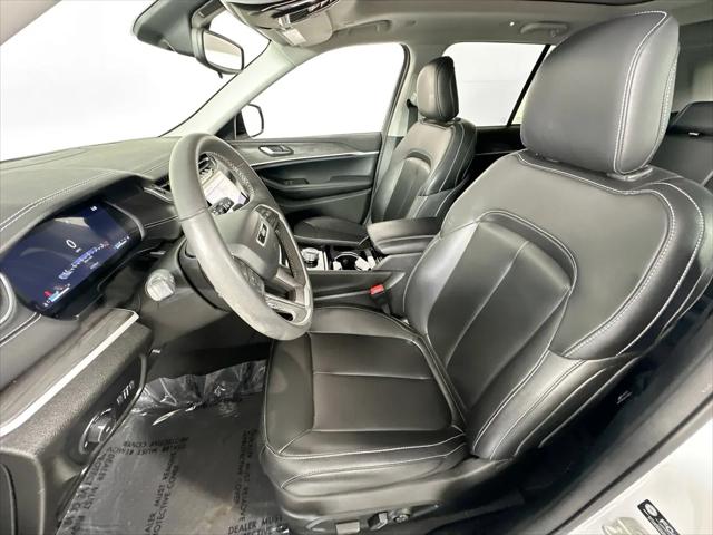 2023 Jeep Grand Cherokee Limited 4x2