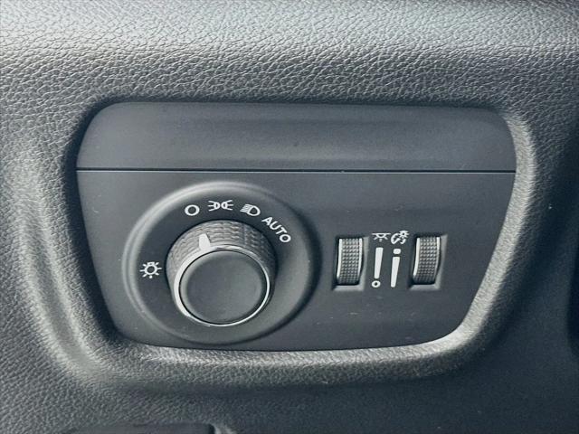 2023 Jeep Grand Cherokee Laredo 4x4