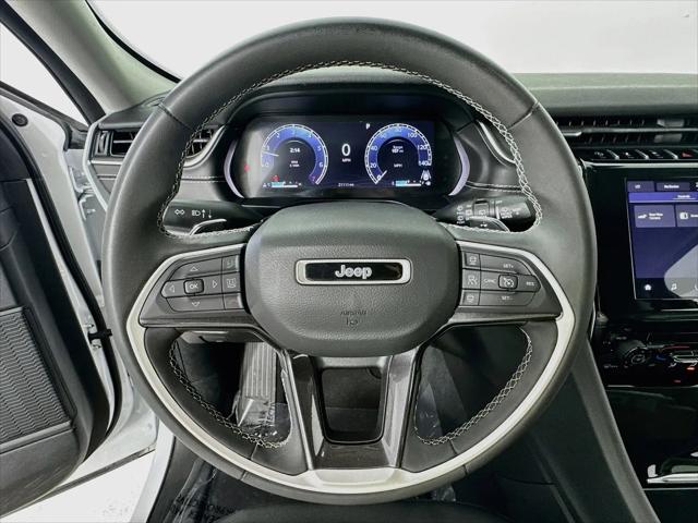 2023 Jeep Grand Cherokee Laredo 4x4