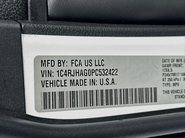 2023 Jeep Grand Cherokee Laredo 4x4