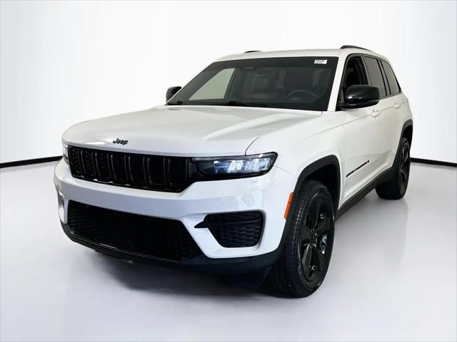 2023 Jeep Grand Cherokee Altitude 4x4 for sale in Palm Harbor, FL