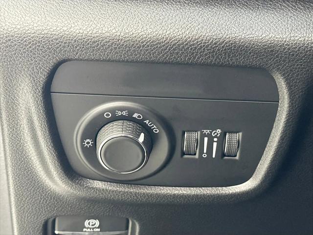 2023 Jeep Grand Cherokee Altitude 4x2