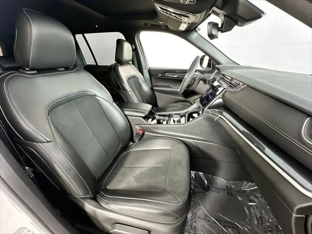 2023 Jeep Grand Cherokee Altitude 4x2