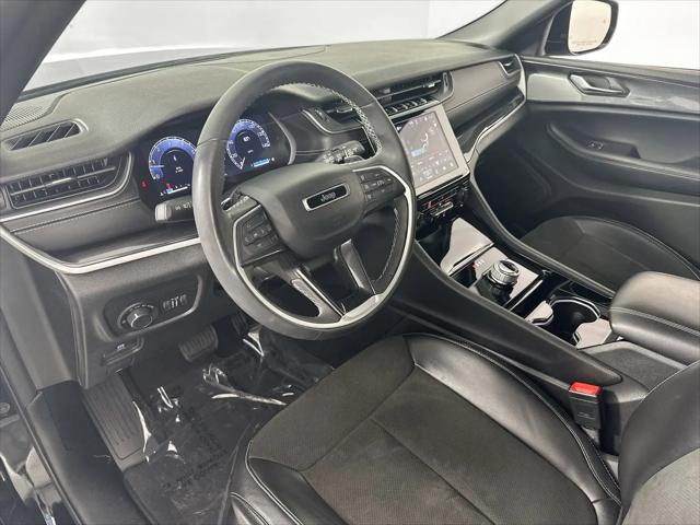 2023 Jeep Grand Cherokee Altitude 4x2